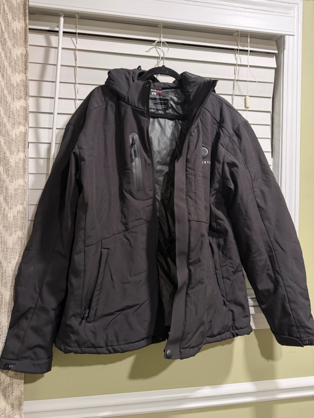 VENUS Men's Black Heated Jacket